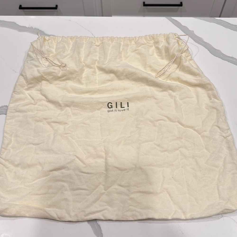 GILI large dust bag